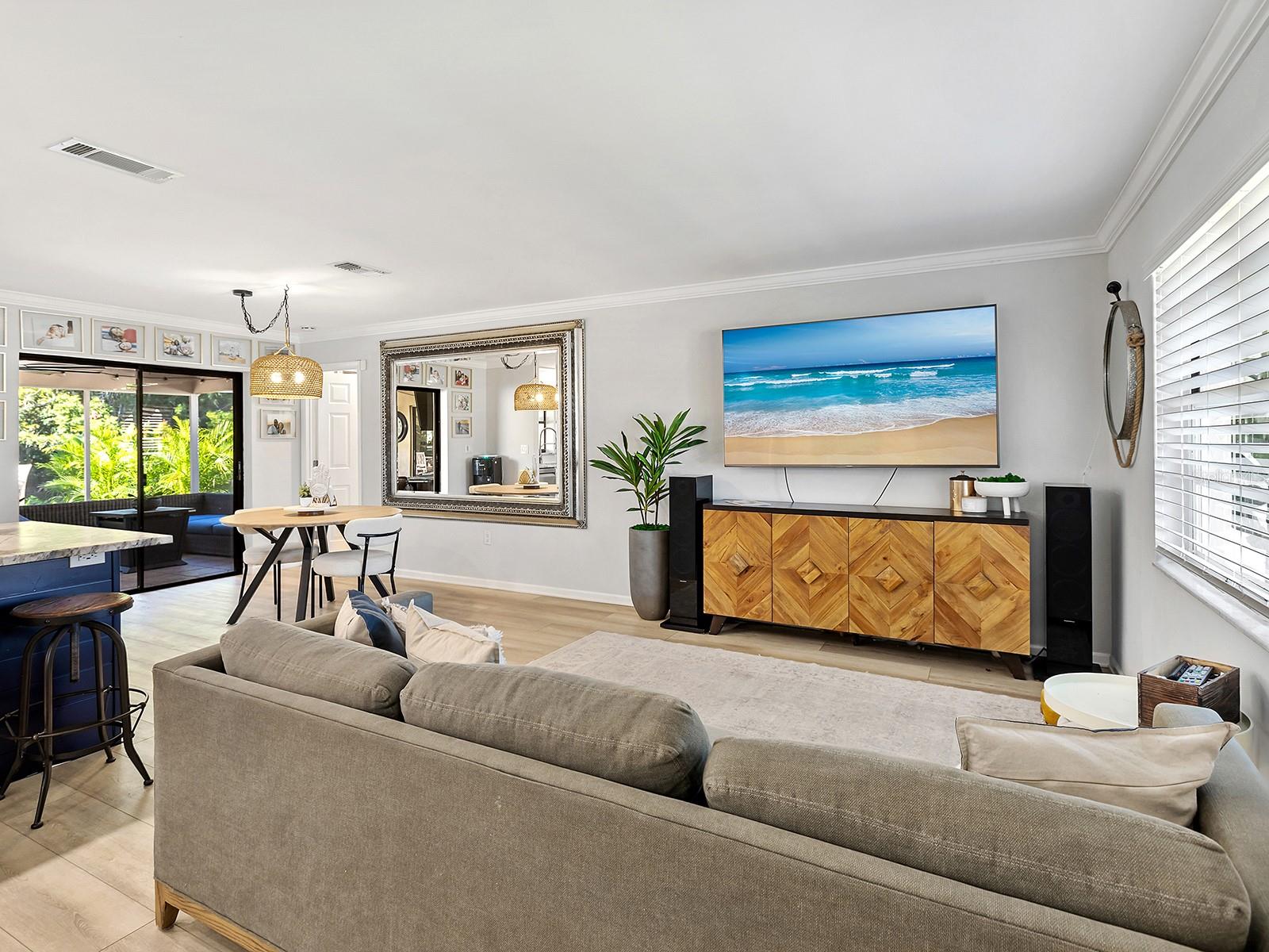 Image 11 of 43 For 6502 Bikini Way