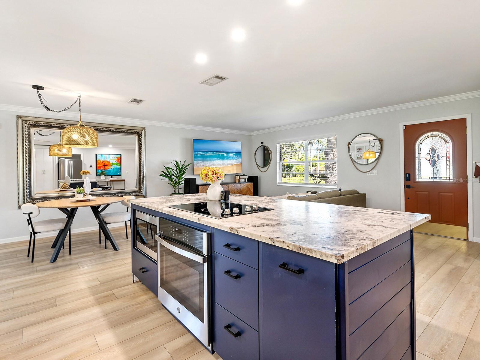 Image 7 of 43 For 6502 Bikini Way