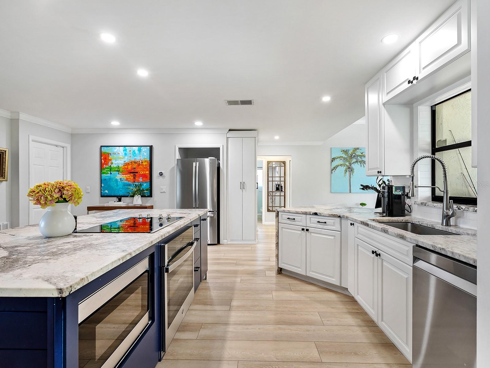 Image 8 of 43 For 6502 Bikini Way