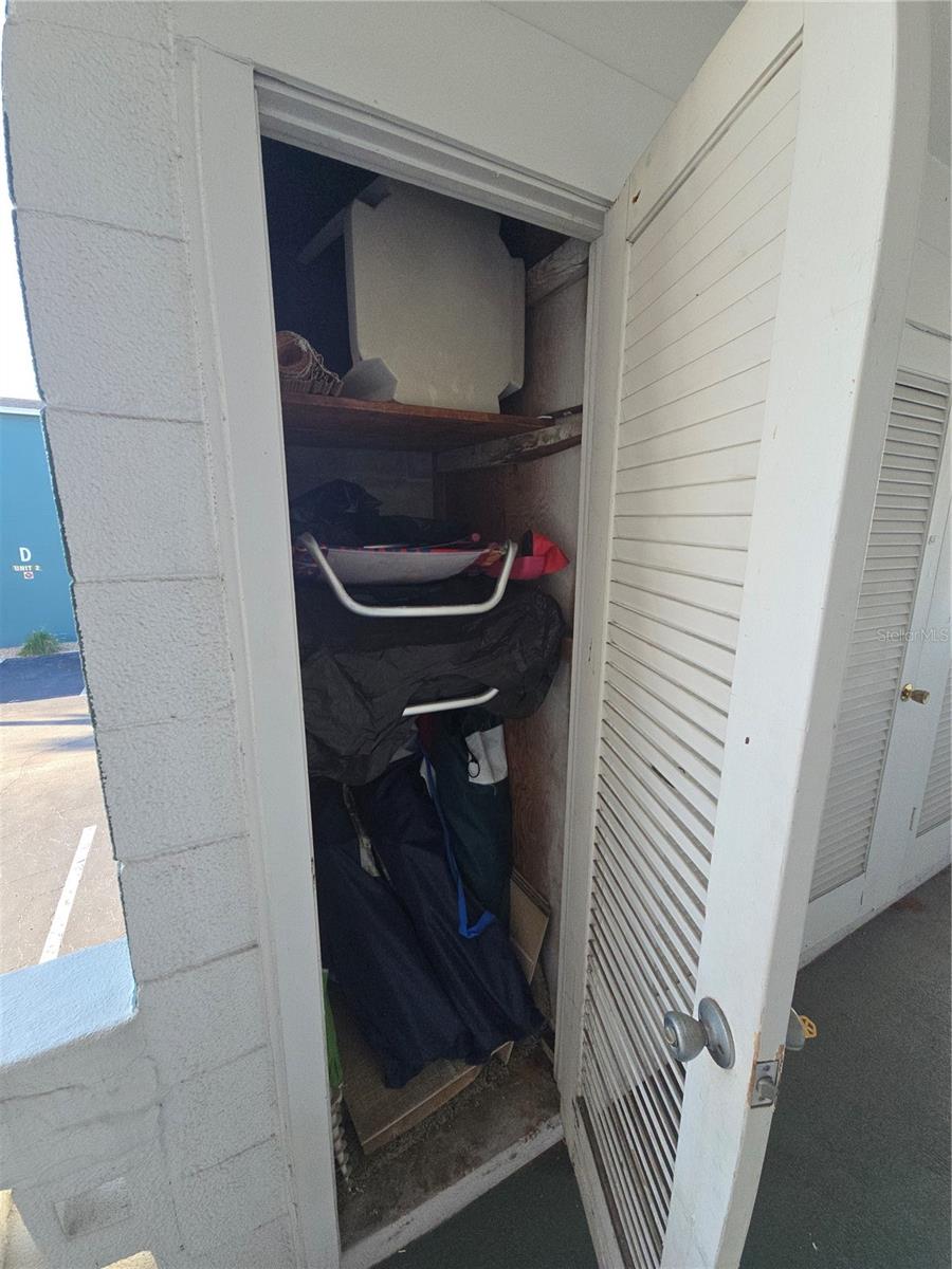 Image 22 of 30 For 1827 Sunny Dr  E27