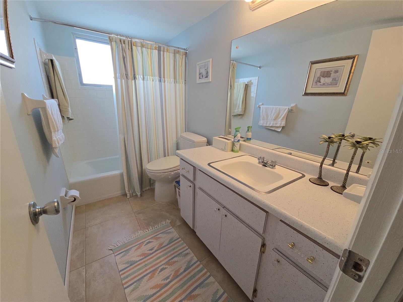 Image 8 of 30 For 1827 Sunny Dr  E27