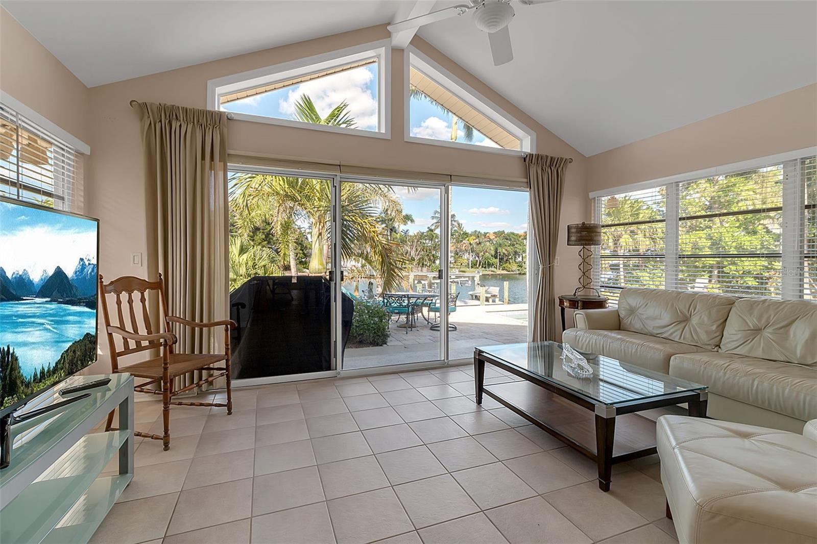 Image 19 of 46 For 369 Polk Drive