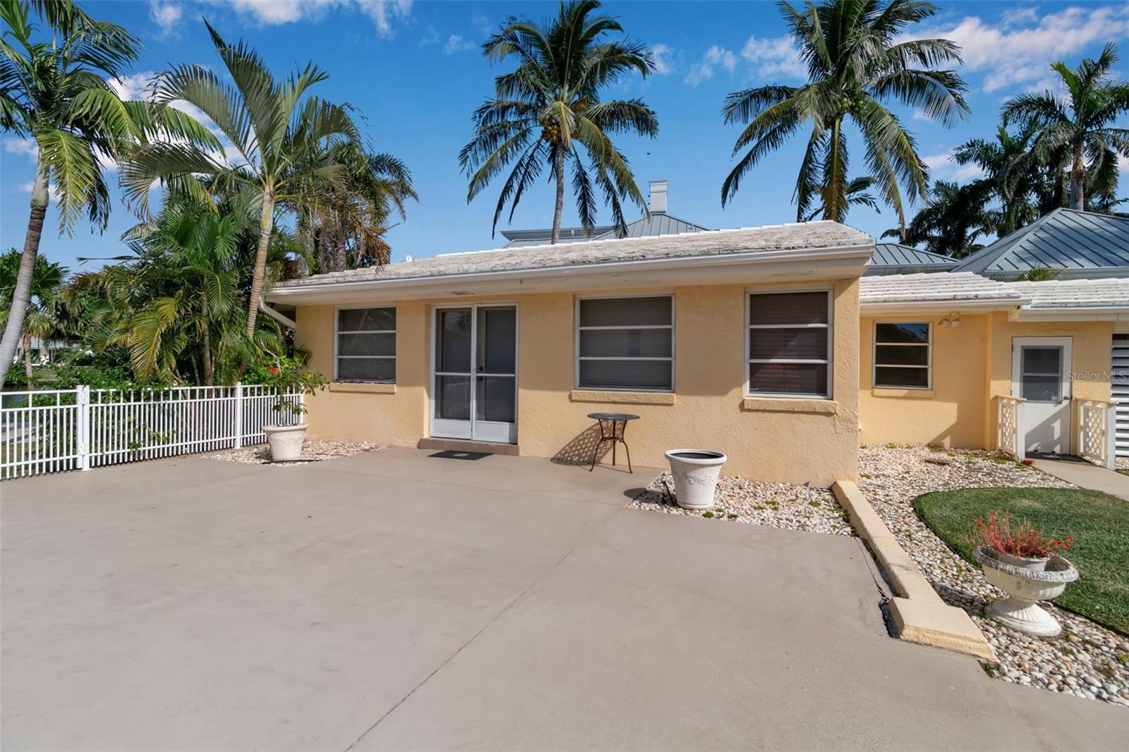 Image 6 of 46 For 369 Polk Drive