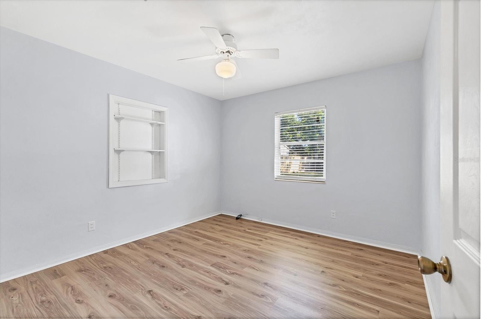 Image 21 of 32 For 2803 10th Avenue W