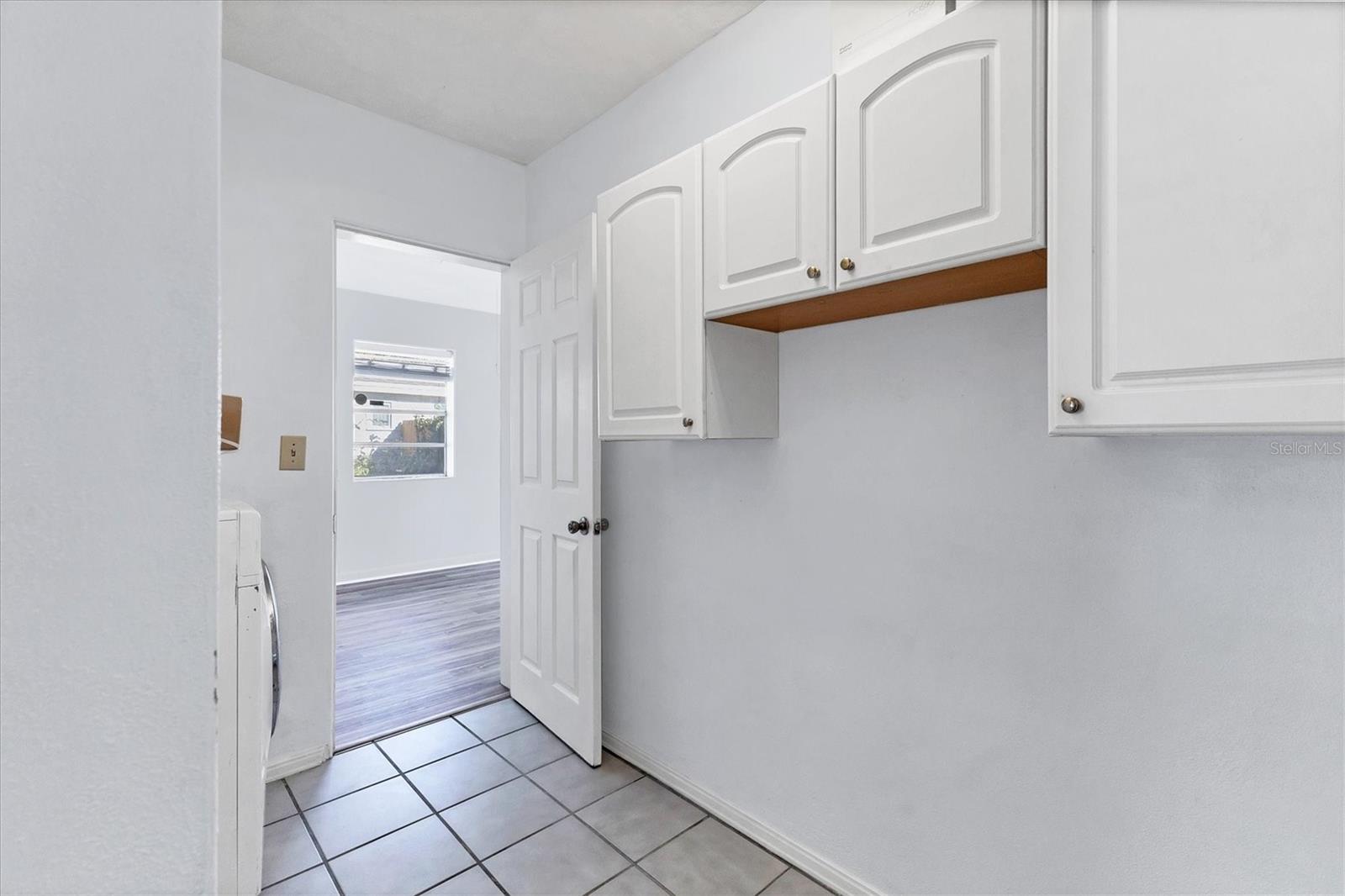 Image 24 of 32 For 2803 10th Avenue W