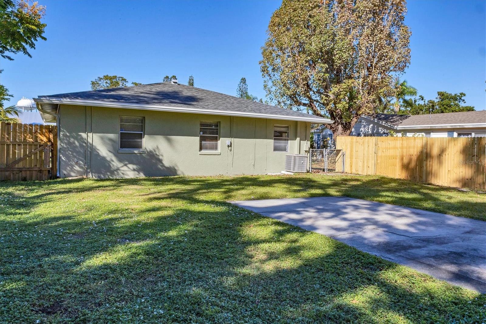 Image 29 of 32 For 2803 10th Avenue W