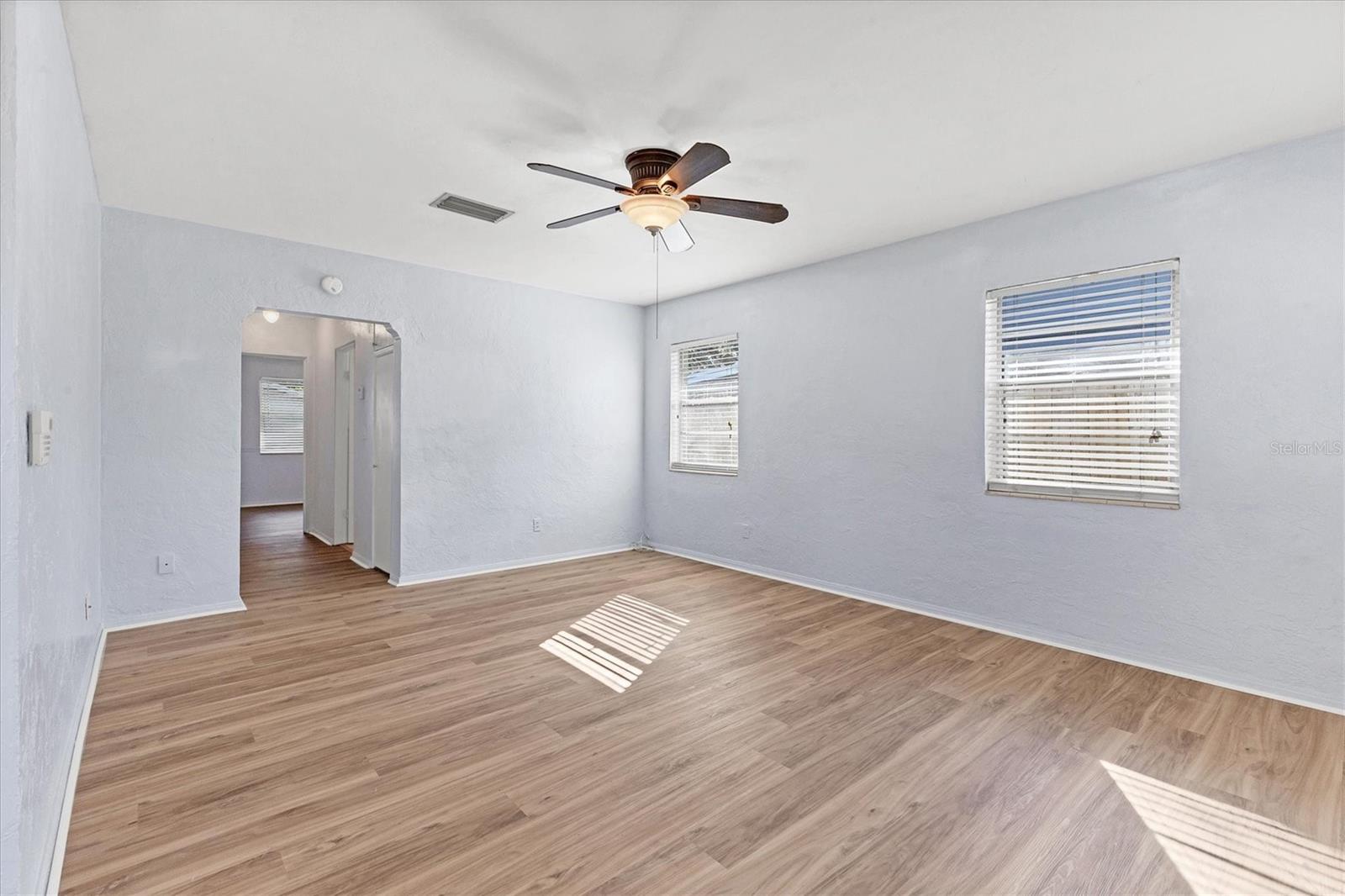 Image 9 of 32 For 2803 10th Avenue W