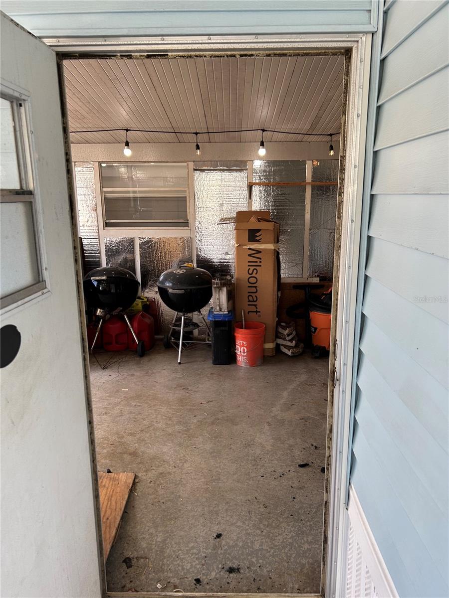 Image 33 of 37 For 3108 Terra Siesta Boulevard