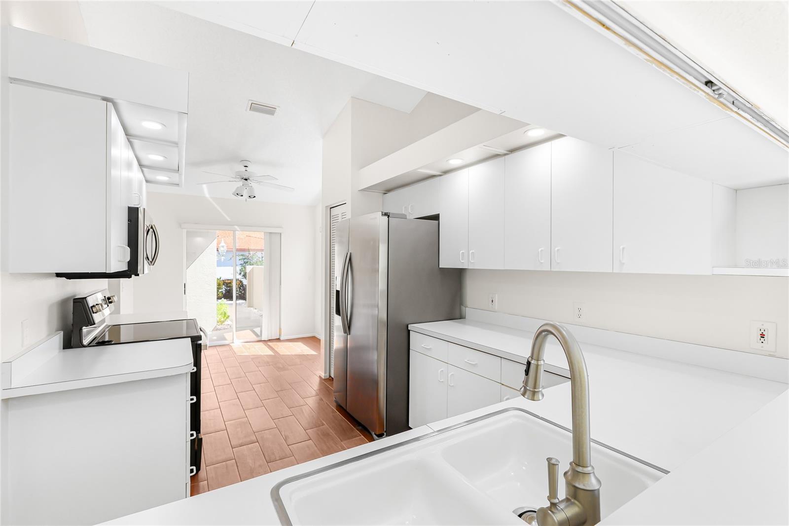 Image 10 of 45 For 4120 Marseilles Avenue 3268