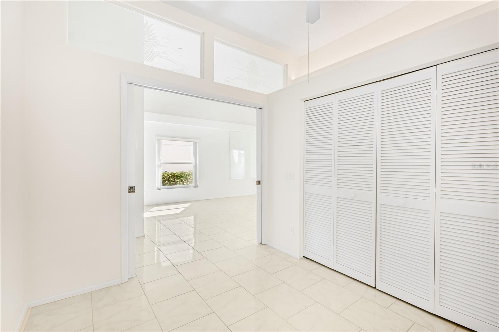 Image 24 of 45 For 4120 Marseilles Avenue 3268