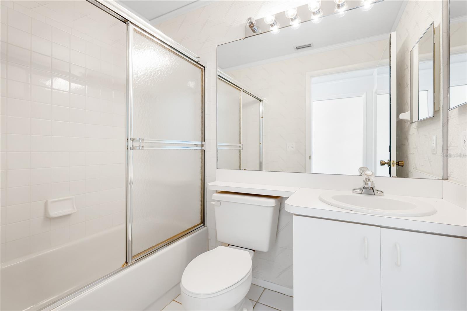 Image 25 of 45 For 4120 Marseilles Avenue 3268