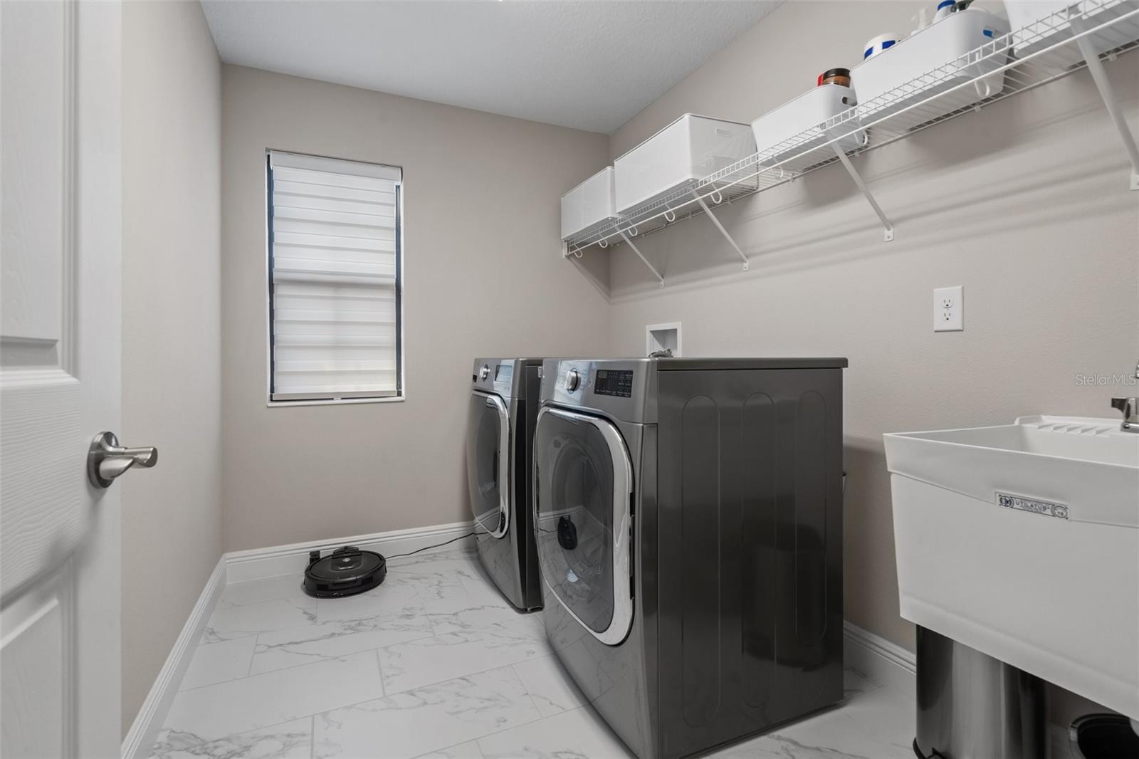 Image 41 of 63 For 12654 Oak Hill Way