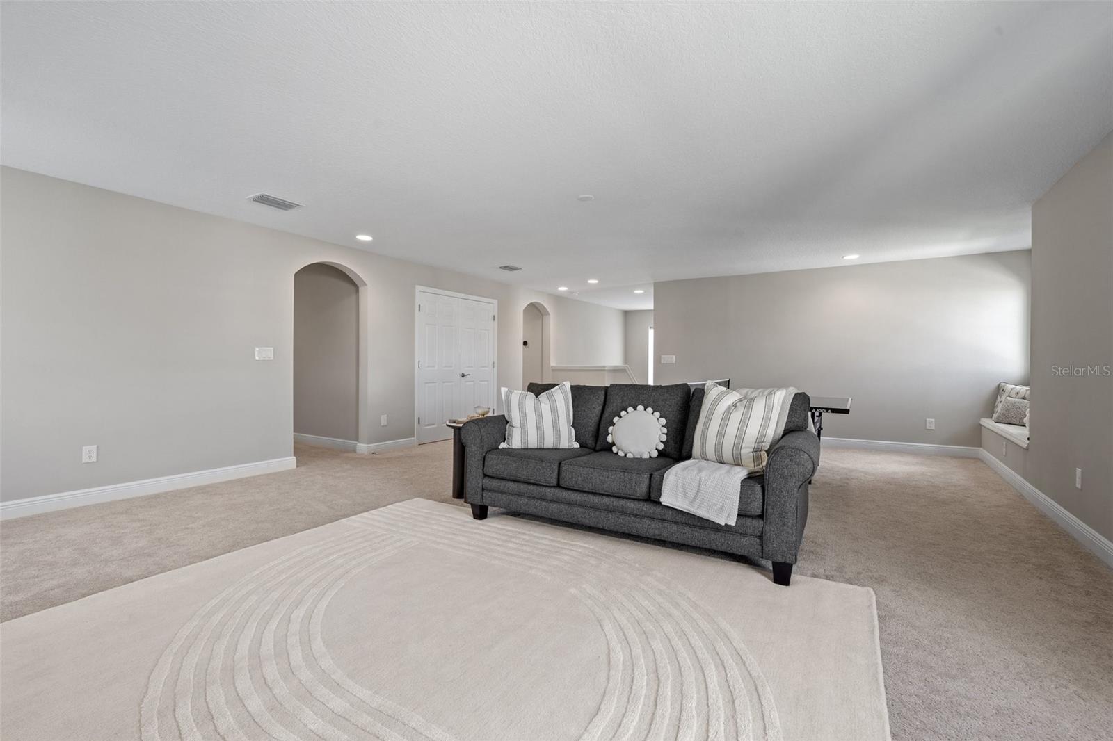 Image 44 of 63 For 12654 Oak Hill Way