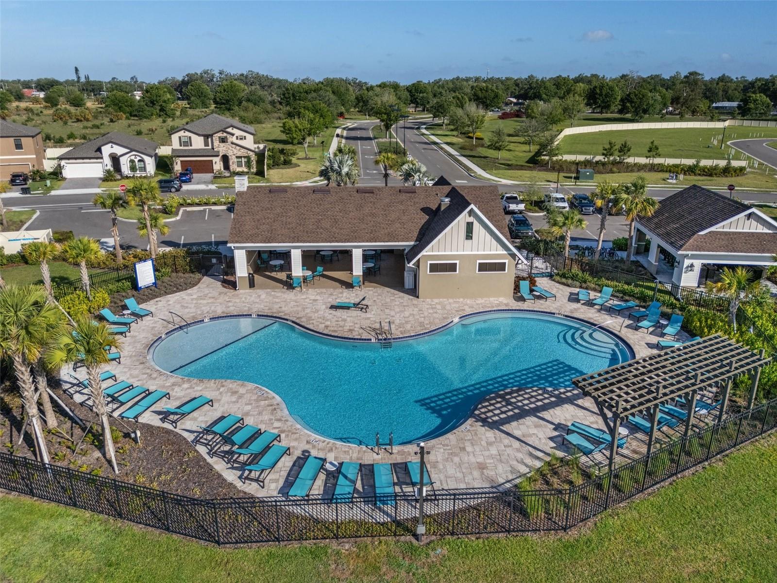 Image 56 of 63 For 12654 Oak Hill Way