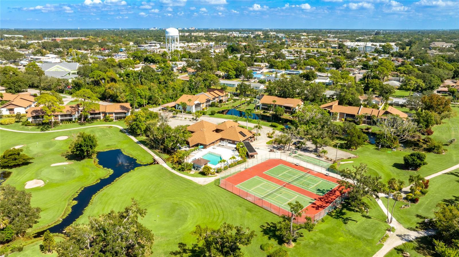 Image 32 of 43 For 6016 Oak Creek Lane 1933