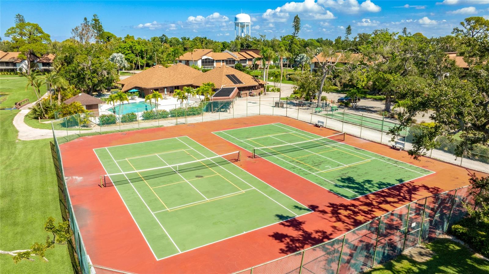 Image 33 of 43 For 6016 Oak Creek Lane 1933