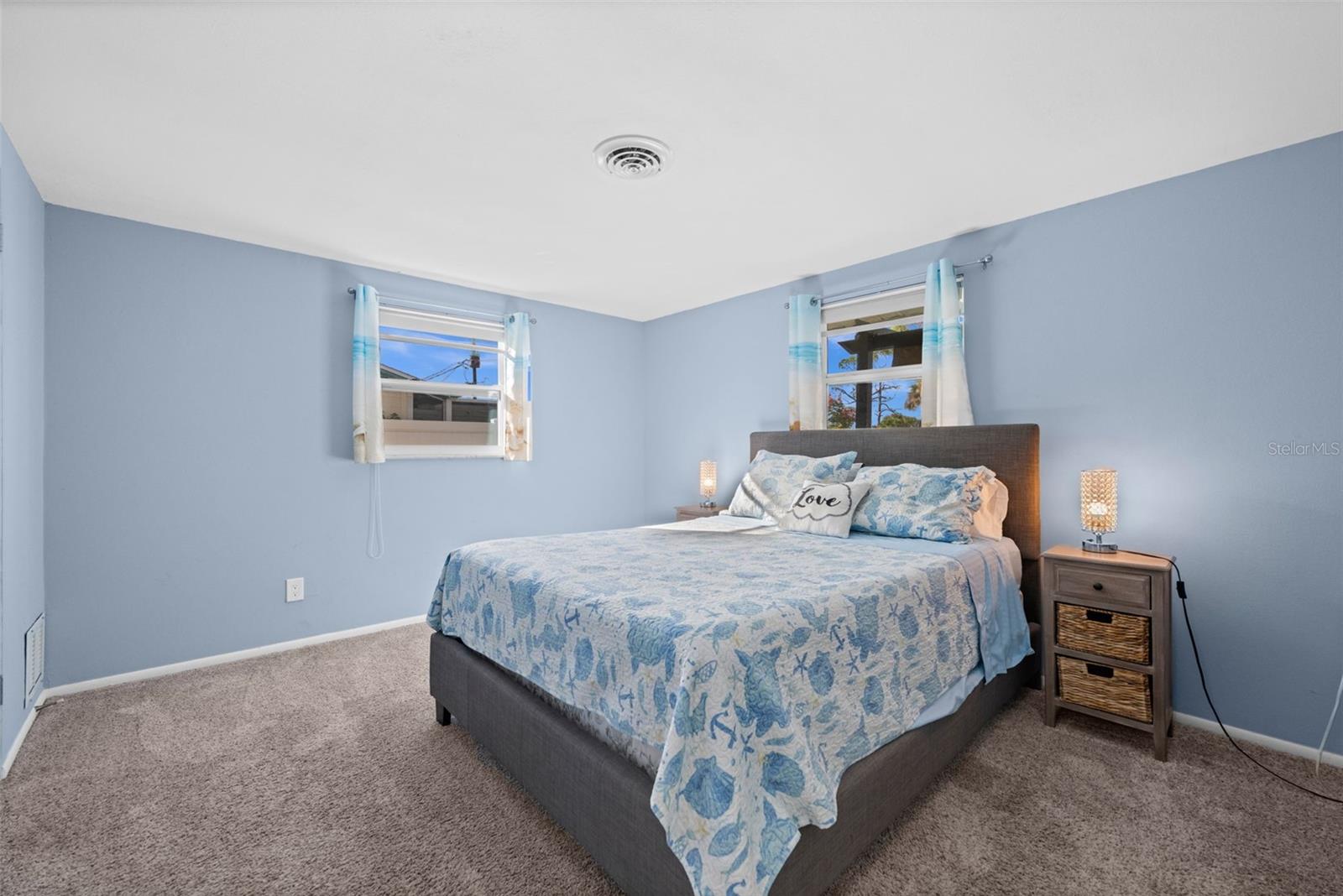 Image 16 of 28 For 1530 Rossanne Place