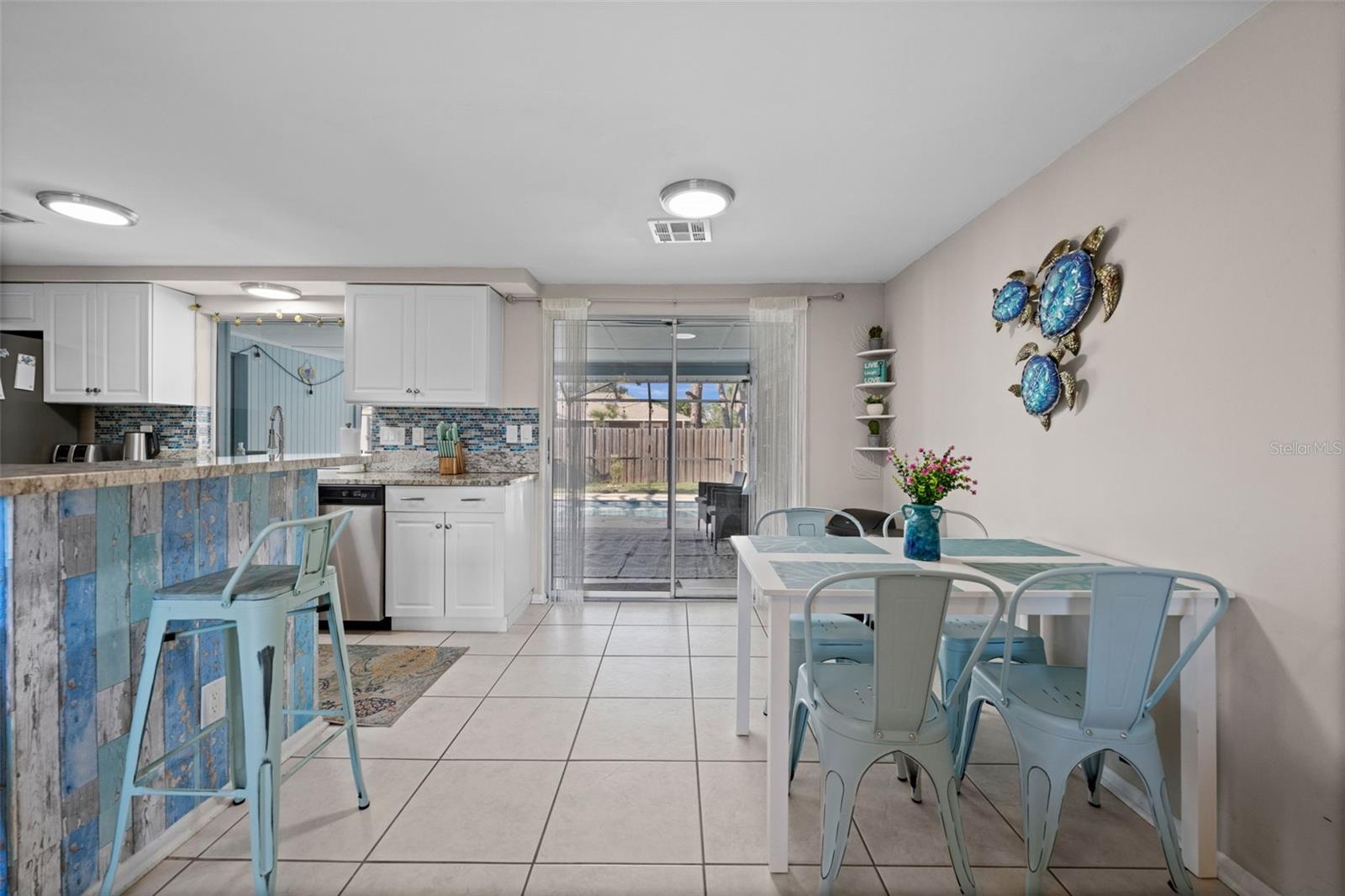 Image 9 of 28 For 1530 Rossanne Place