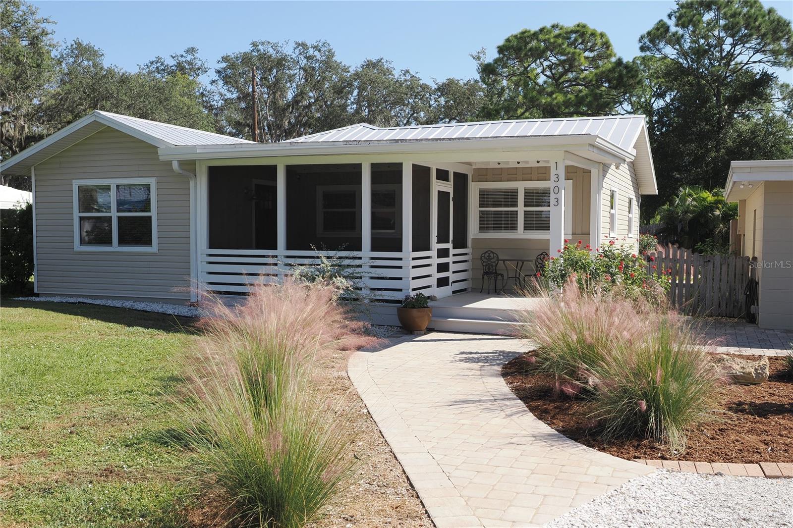 Image 2 of 34 For 1303 Arcadia Avenue