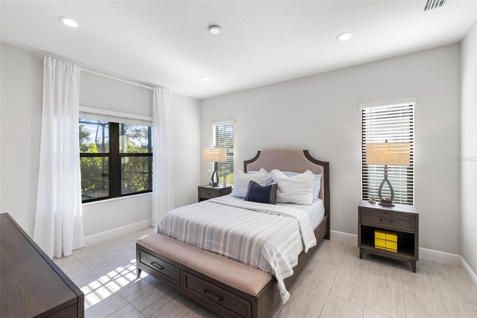 Image 24 of 75 For 13145 Steinhatchee Loop