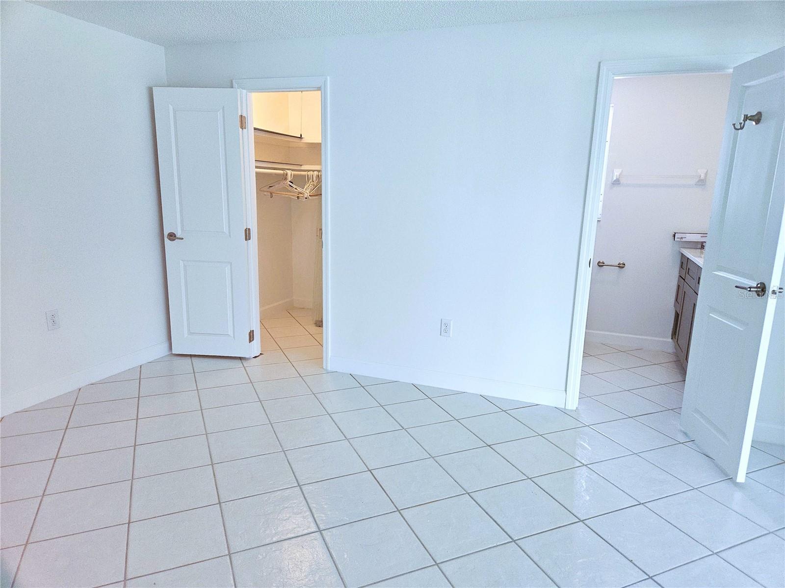 Image 12 of 28 For 620 Spanish Drive N