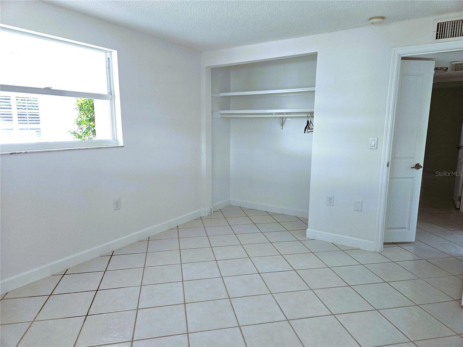 Image 16 of 28 For 620 Spanish Drive N