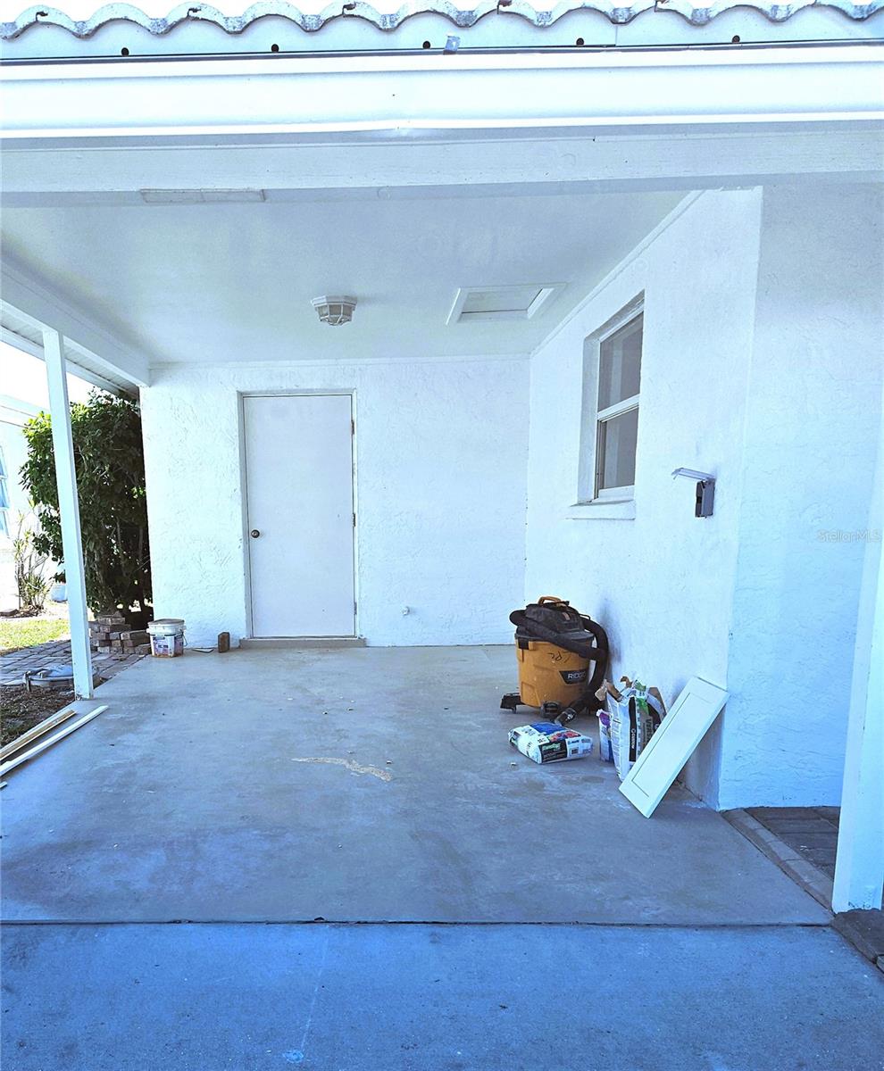 Image 20 of 28 For 620 Spanish Drive N