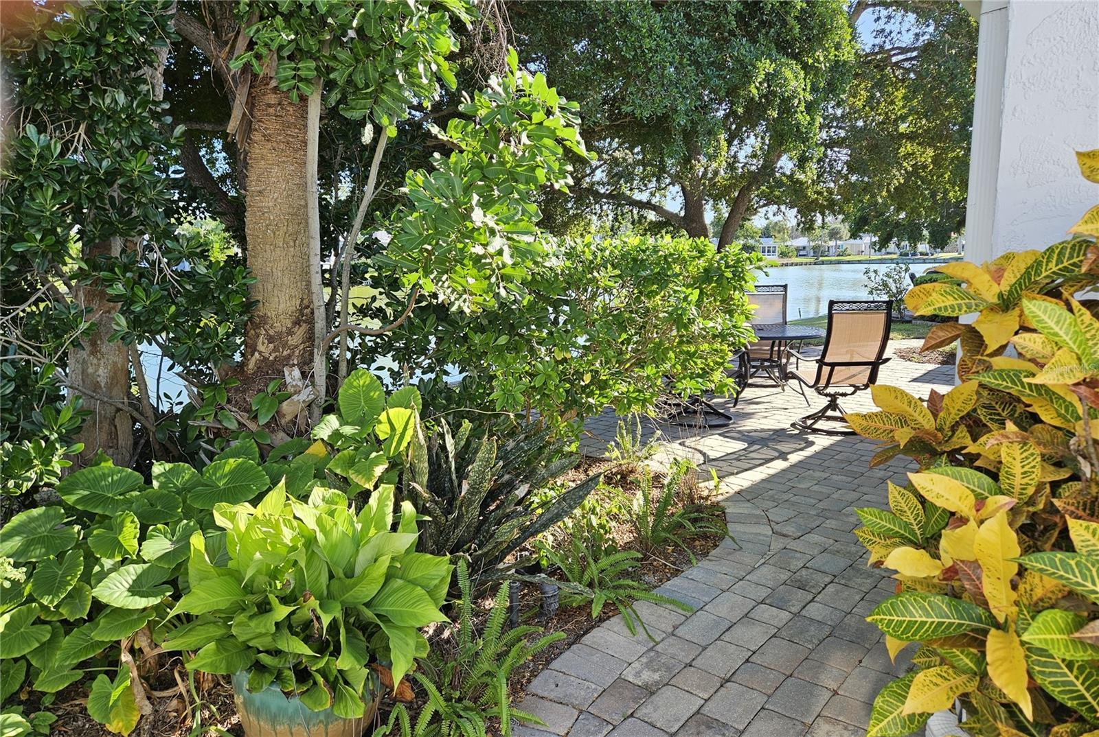 Image 5 of 28 For 620 Spanish Drive N