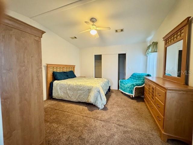 Listing photo id 9 for 7803 46th Avenue N 39