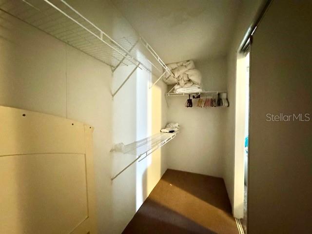 Listing photo id 11 for 7803 46th Avenue N 39