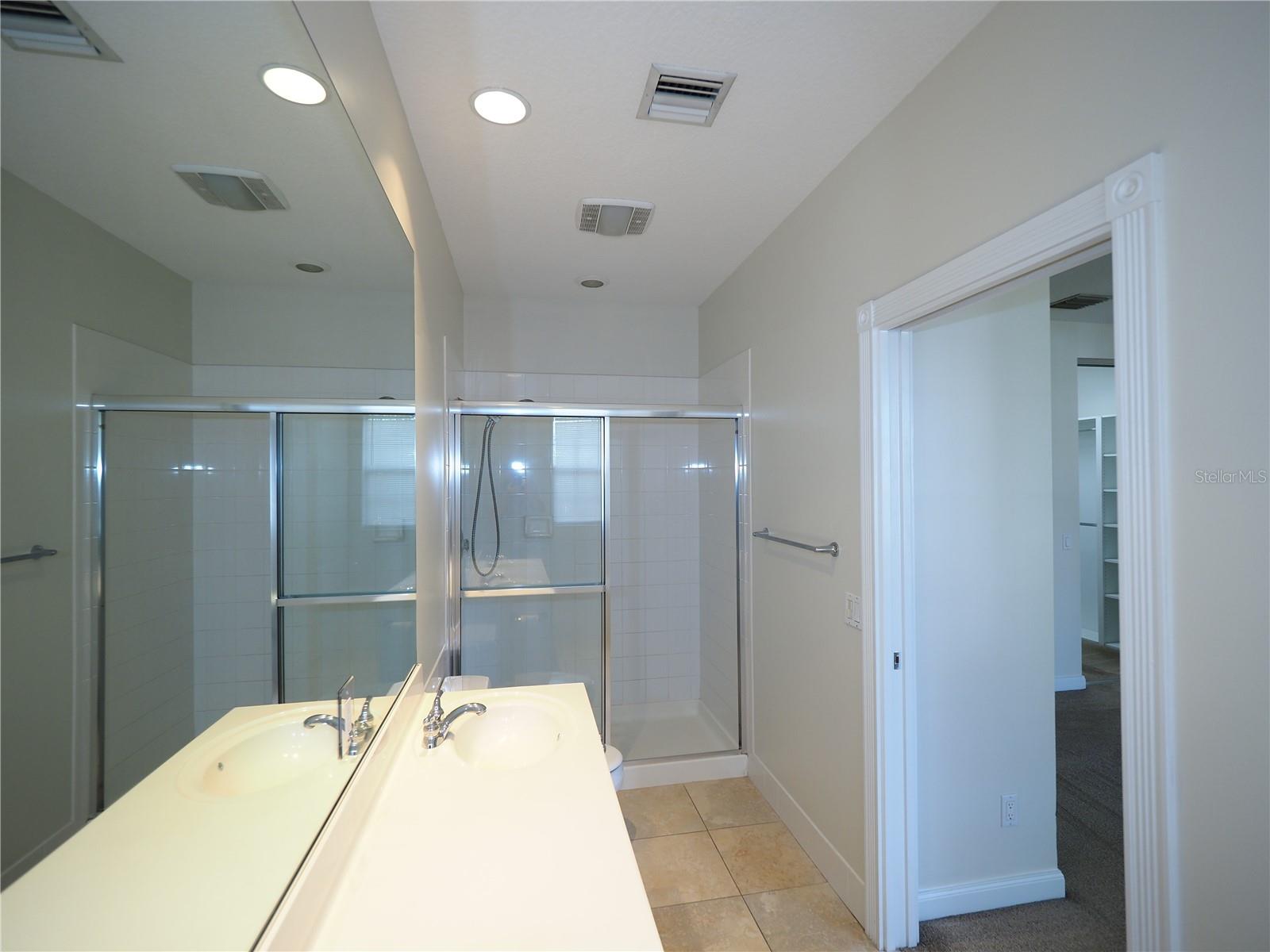 Image 12 of 23 For 5973 Giardino Lane