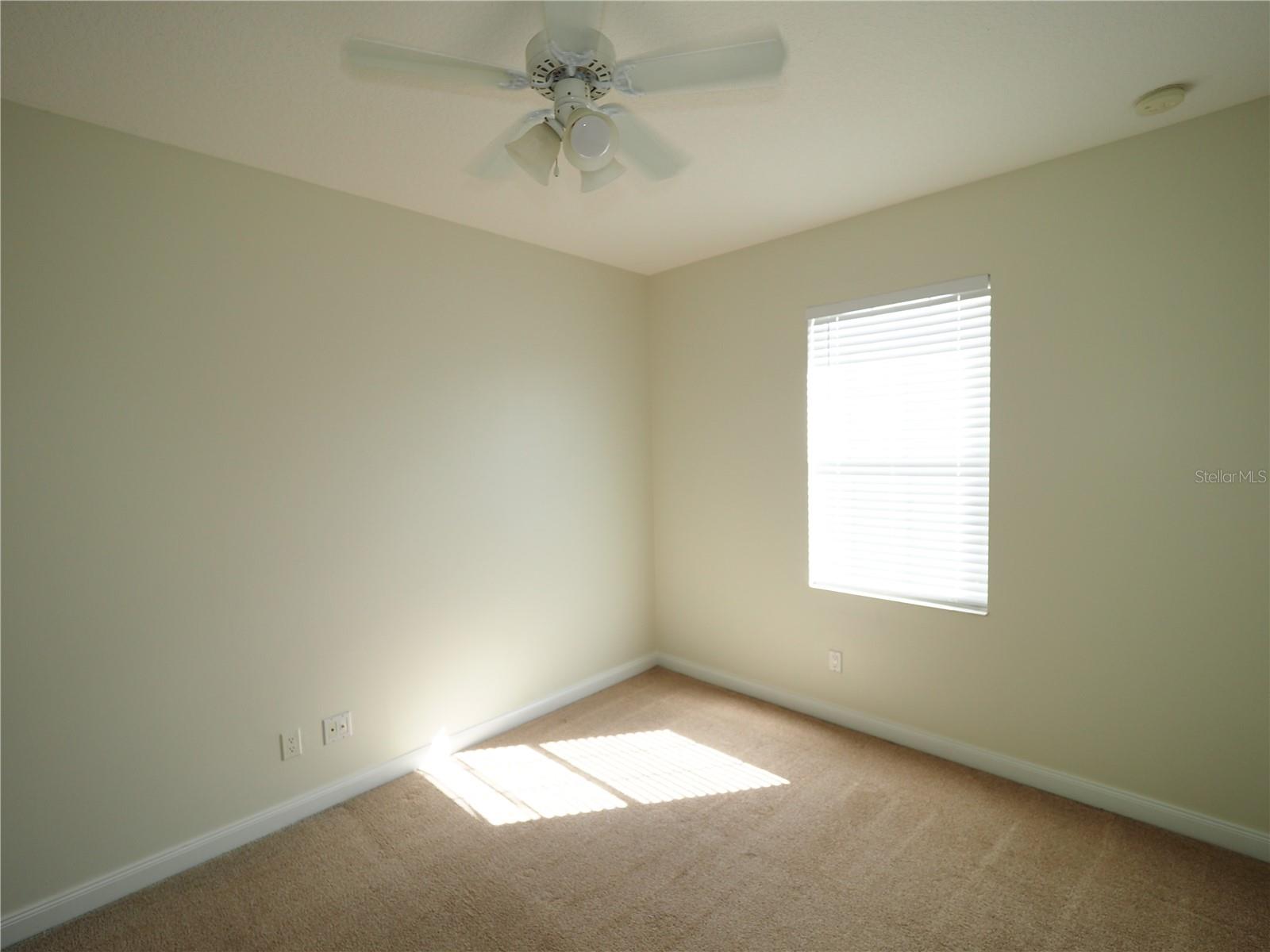 Image 18 of 23 For 5973 Giardino Lane