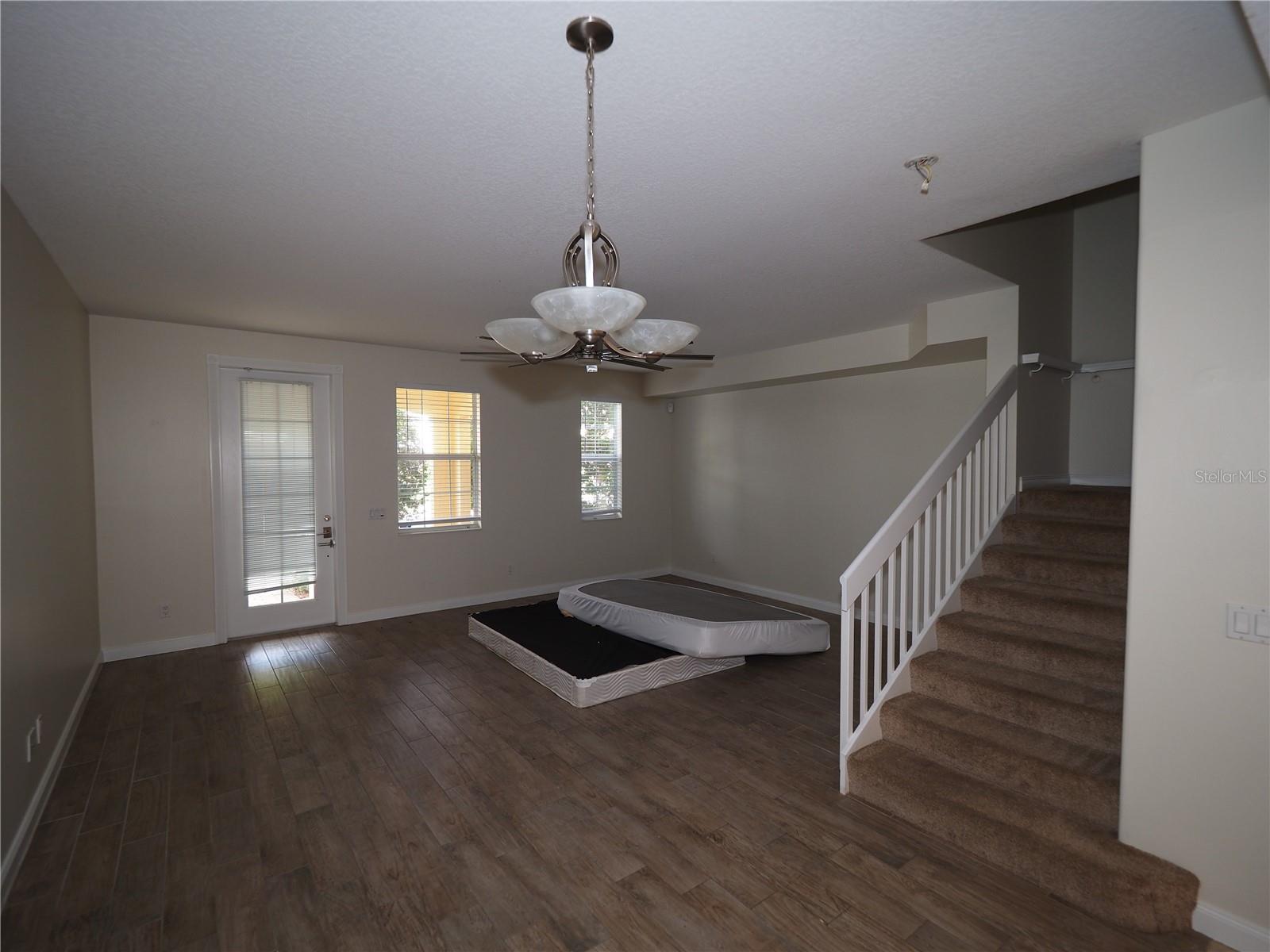 Image 7 of 23 For 5973 Giardino Lane