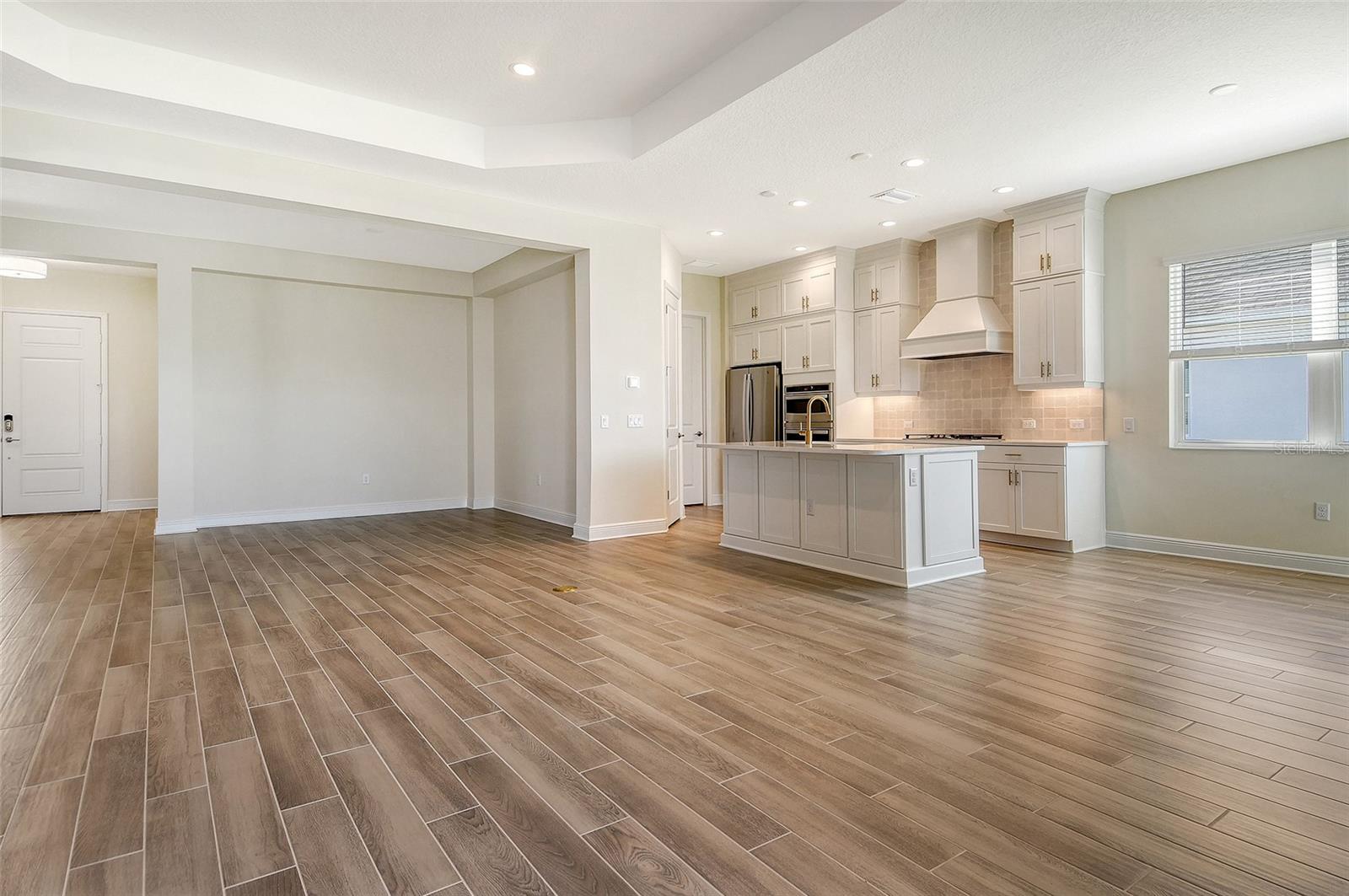 Image 17 of 49 For 4317 Water Landing Way