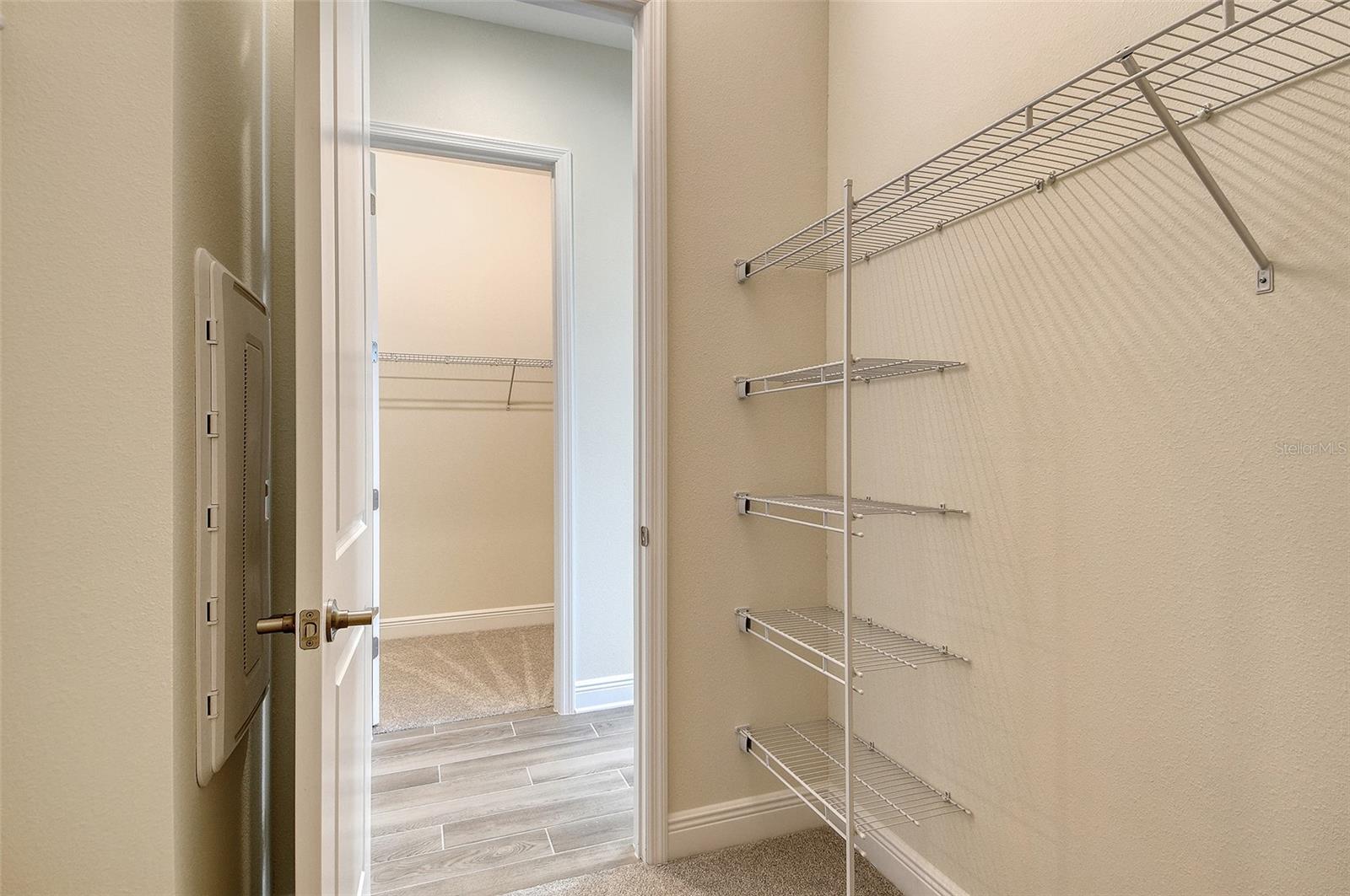 Image 34 of 49 For 4317 Water Landing Way