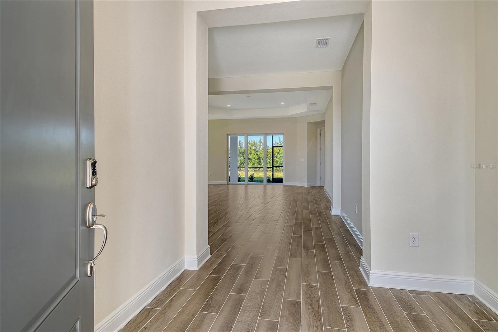 Image 8 of 49 For 4317 Water Landing Way