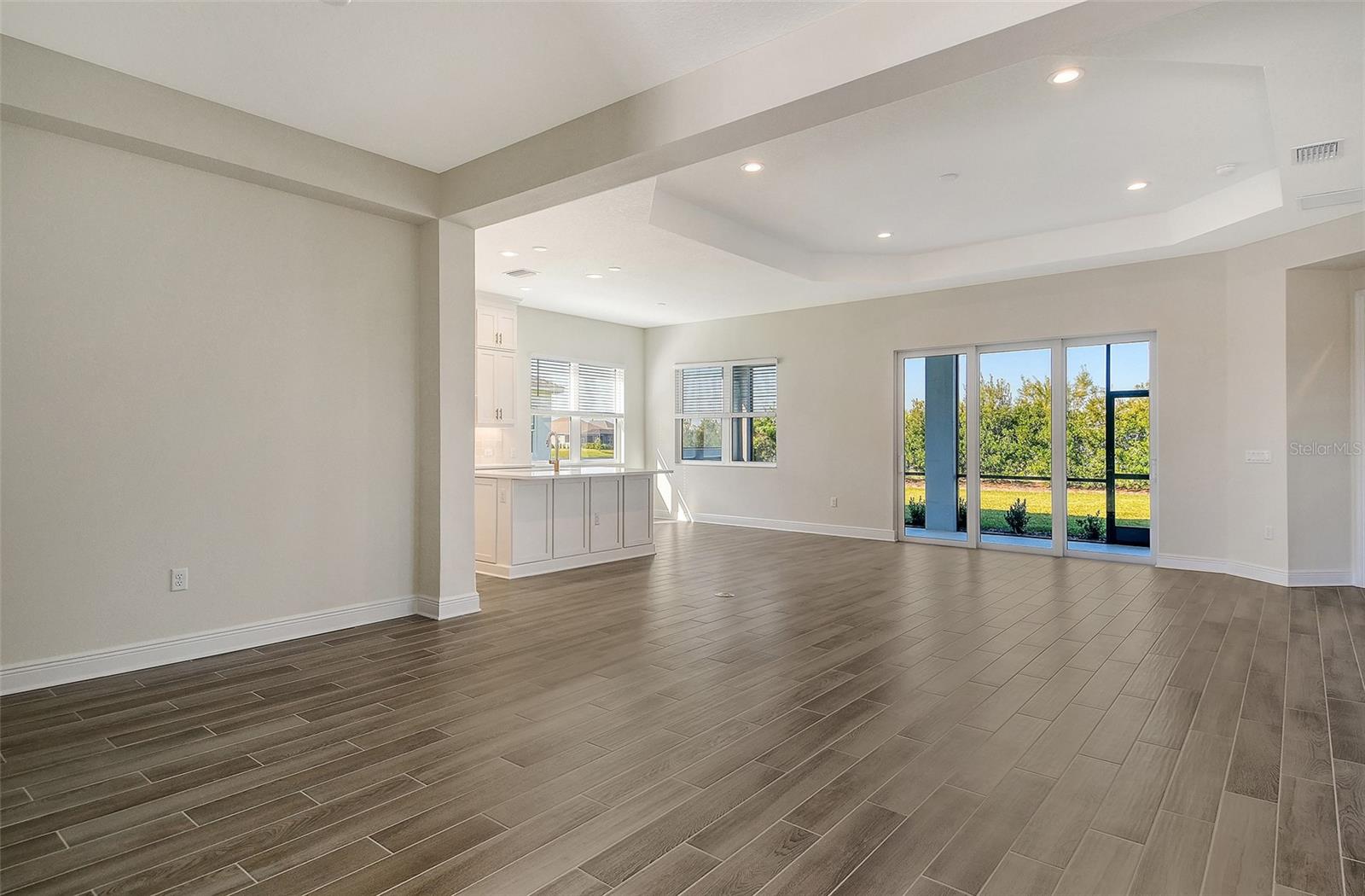 Image 9 of 49 For 4317 Water Landing Way