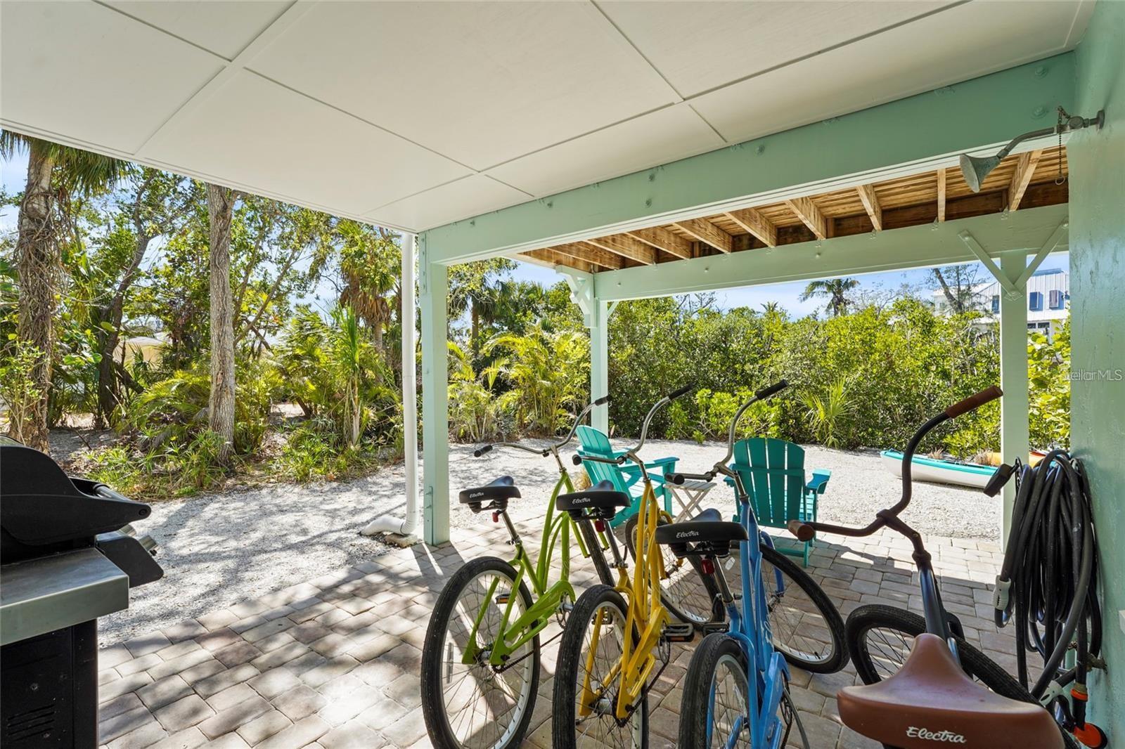 Image 16 of 59 For 111 Faubel Street