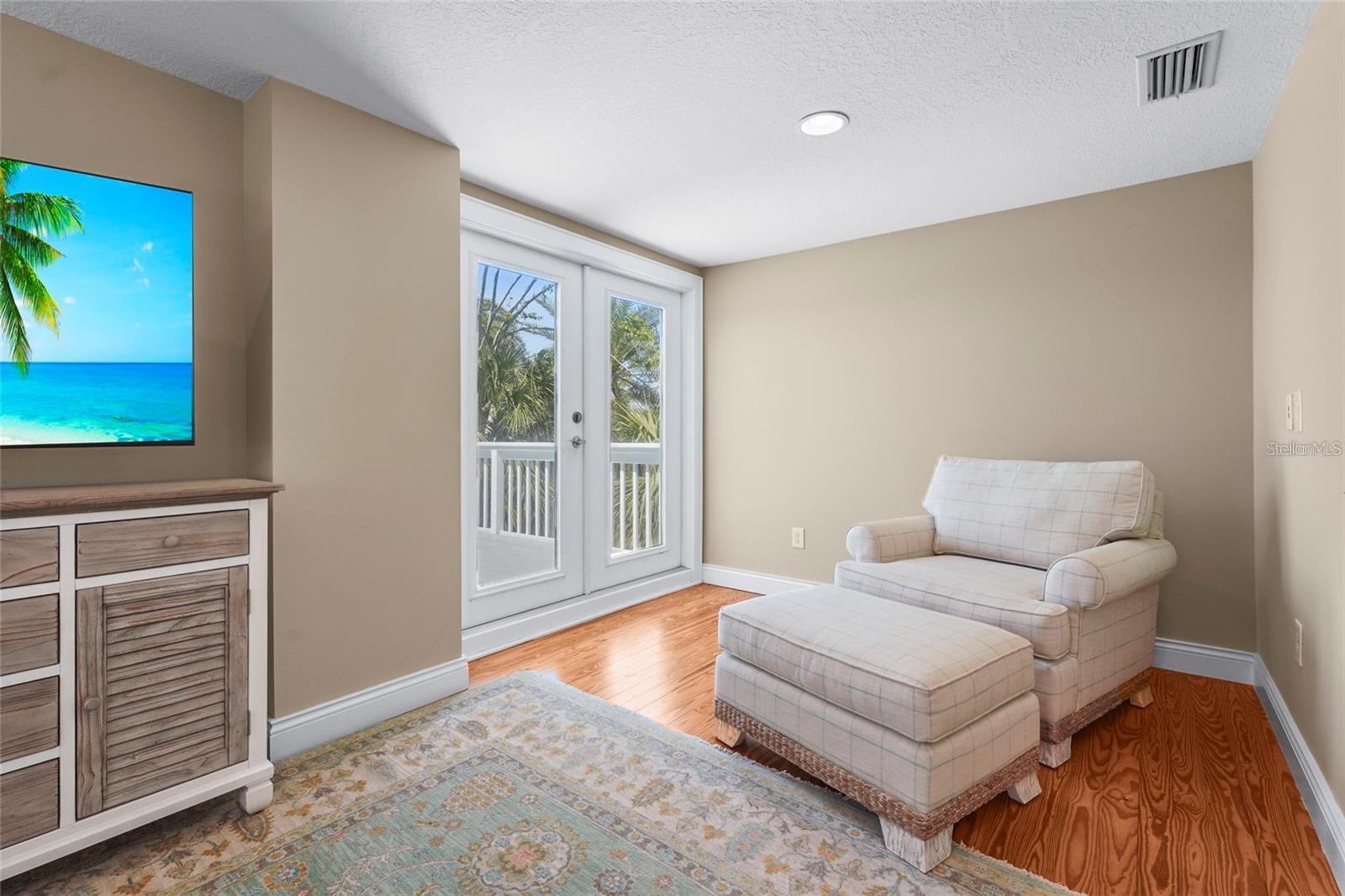 Image 55 of 59 For 111 Faubel Street