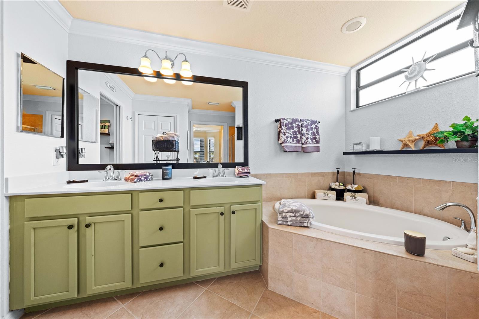 Image 30 of 79 For 7149 River Hammock Drive 101