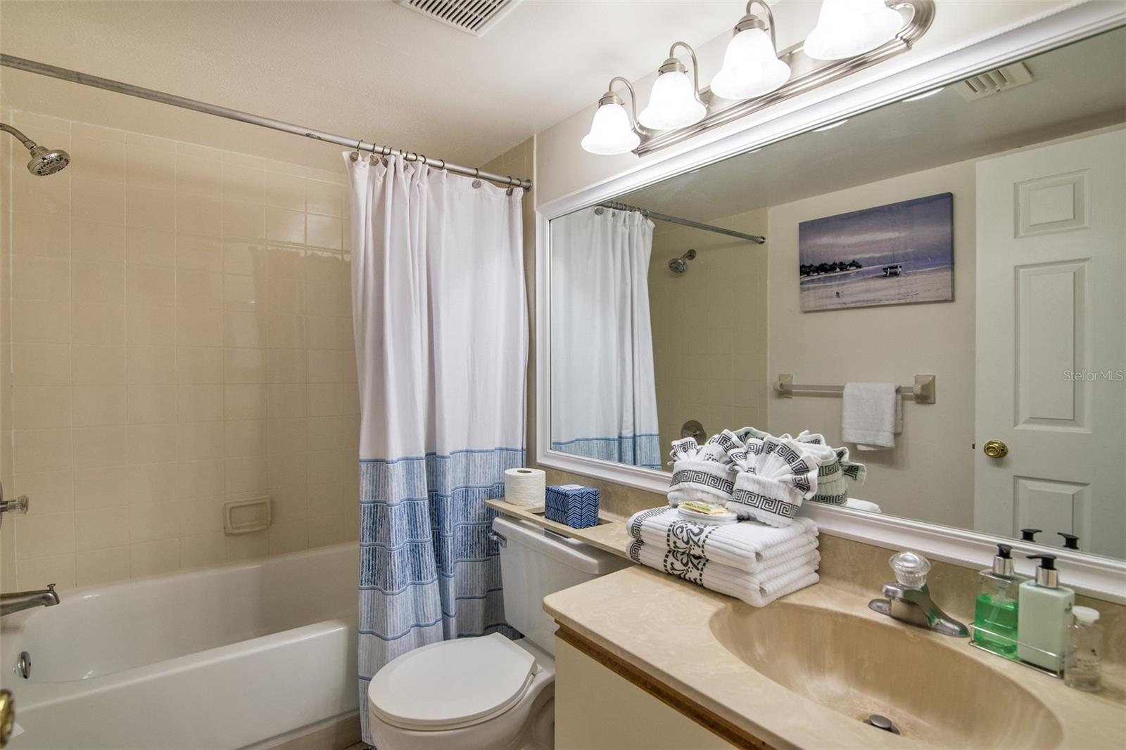Image 9 of 24 For 4425 45th Avenue W 101