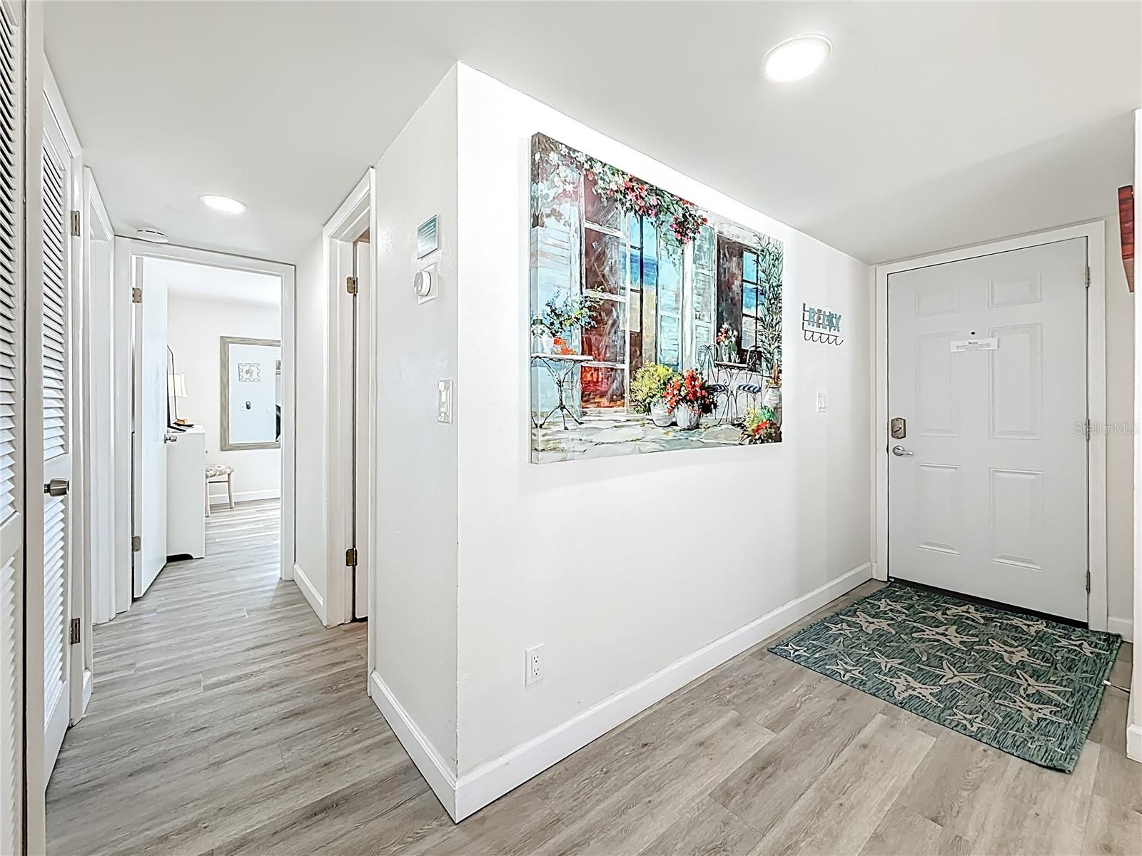 Image 16 of 58 For 19725 Gulf Boulevard 46