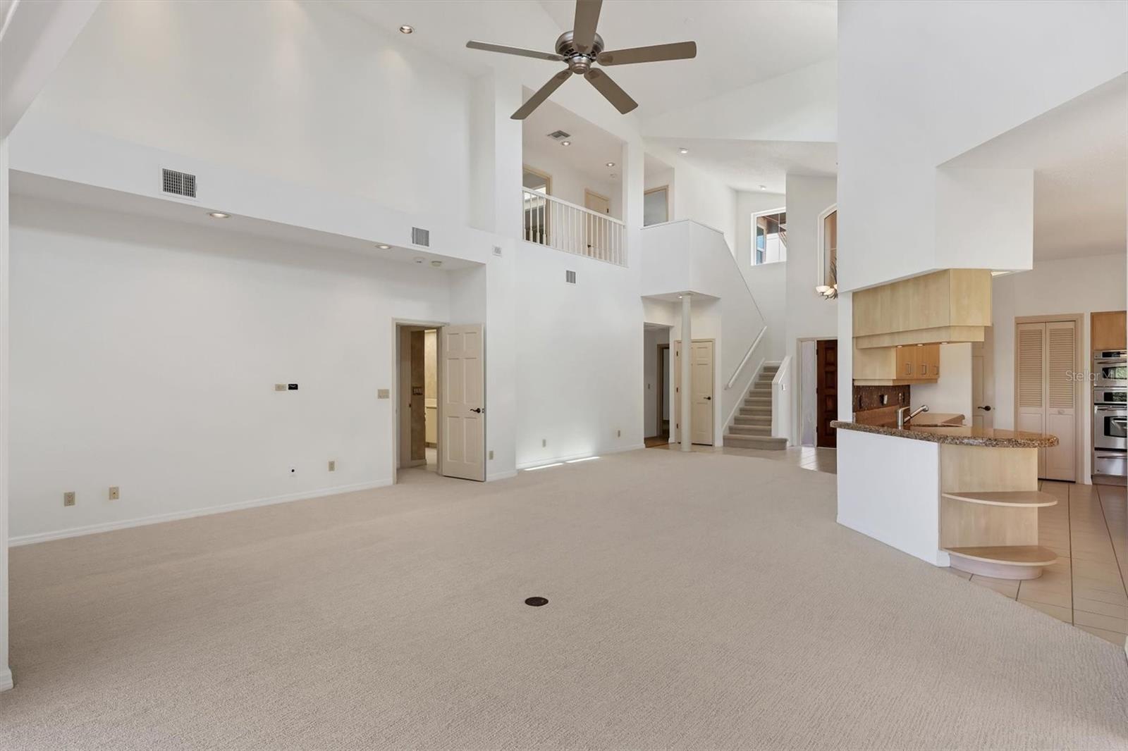 Image 14 of 69 For 7738 Calle Facil