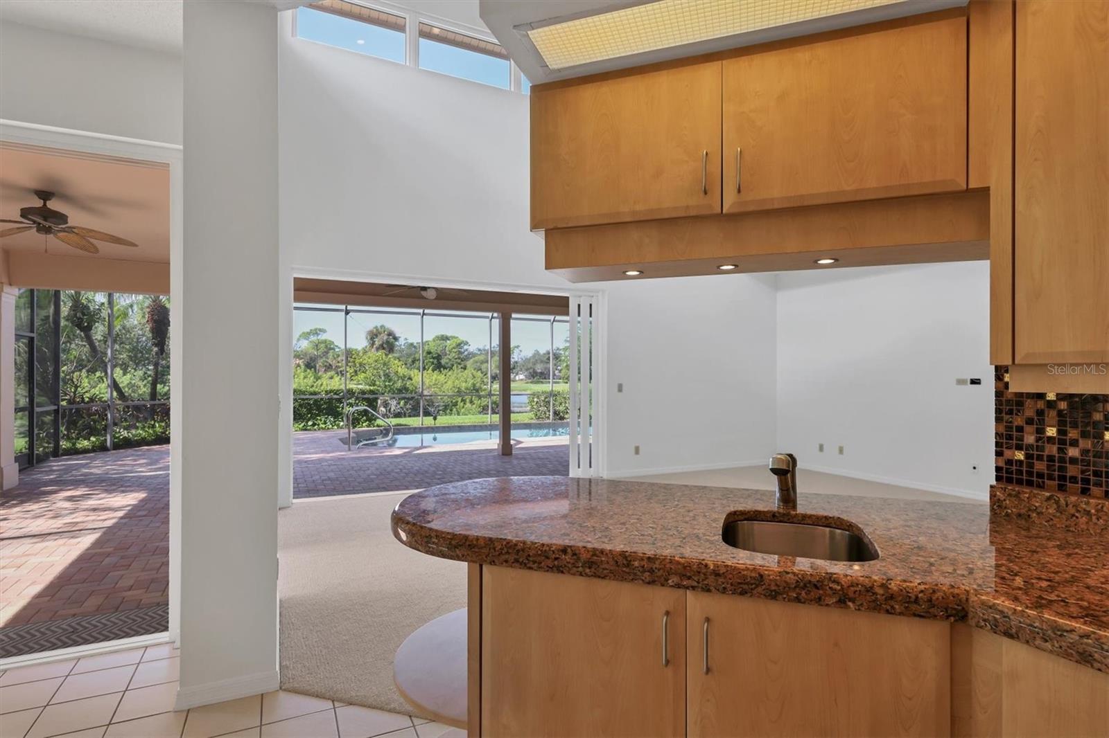 Image 22 of 69 For 7738 Calle Facil