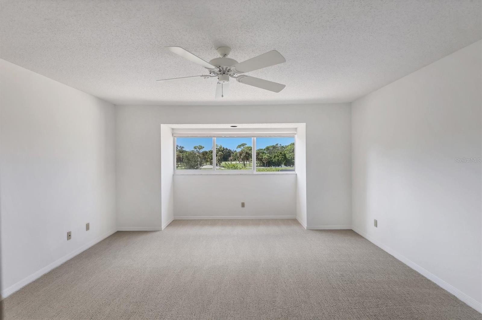 Image 36 of 69 For 7738 Calle Facil