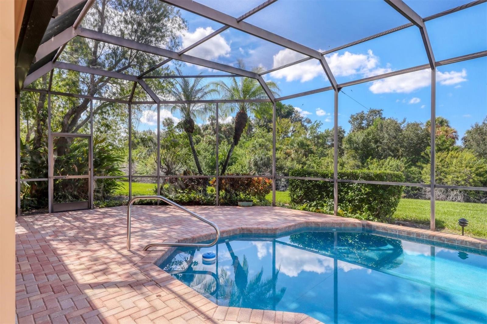 Image 48 of 69 For 7738 Calle Facil