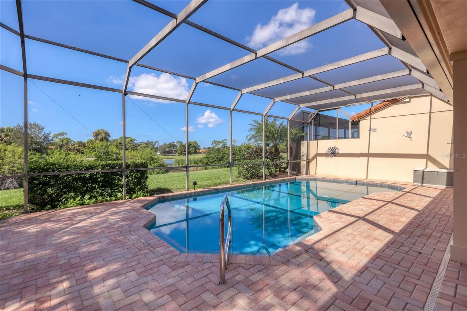 Image 49 of 69 For 7738 Calle Facil