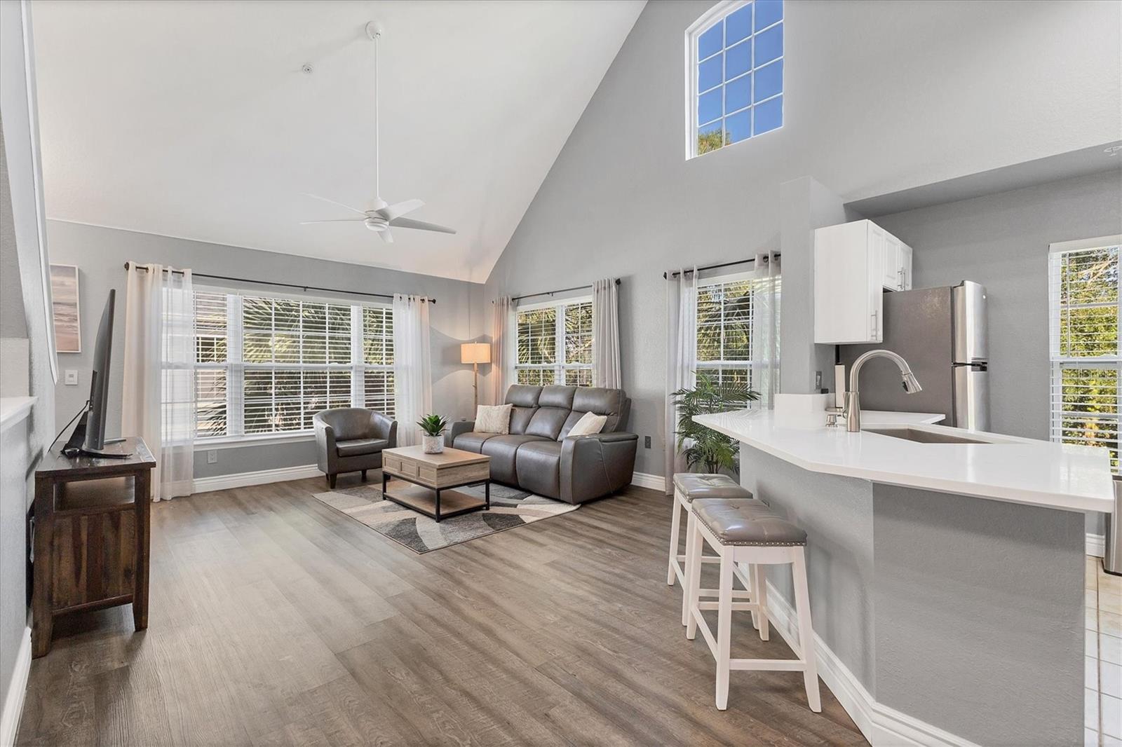 Image 2 of 47 For 5571 Rosehill Road 205