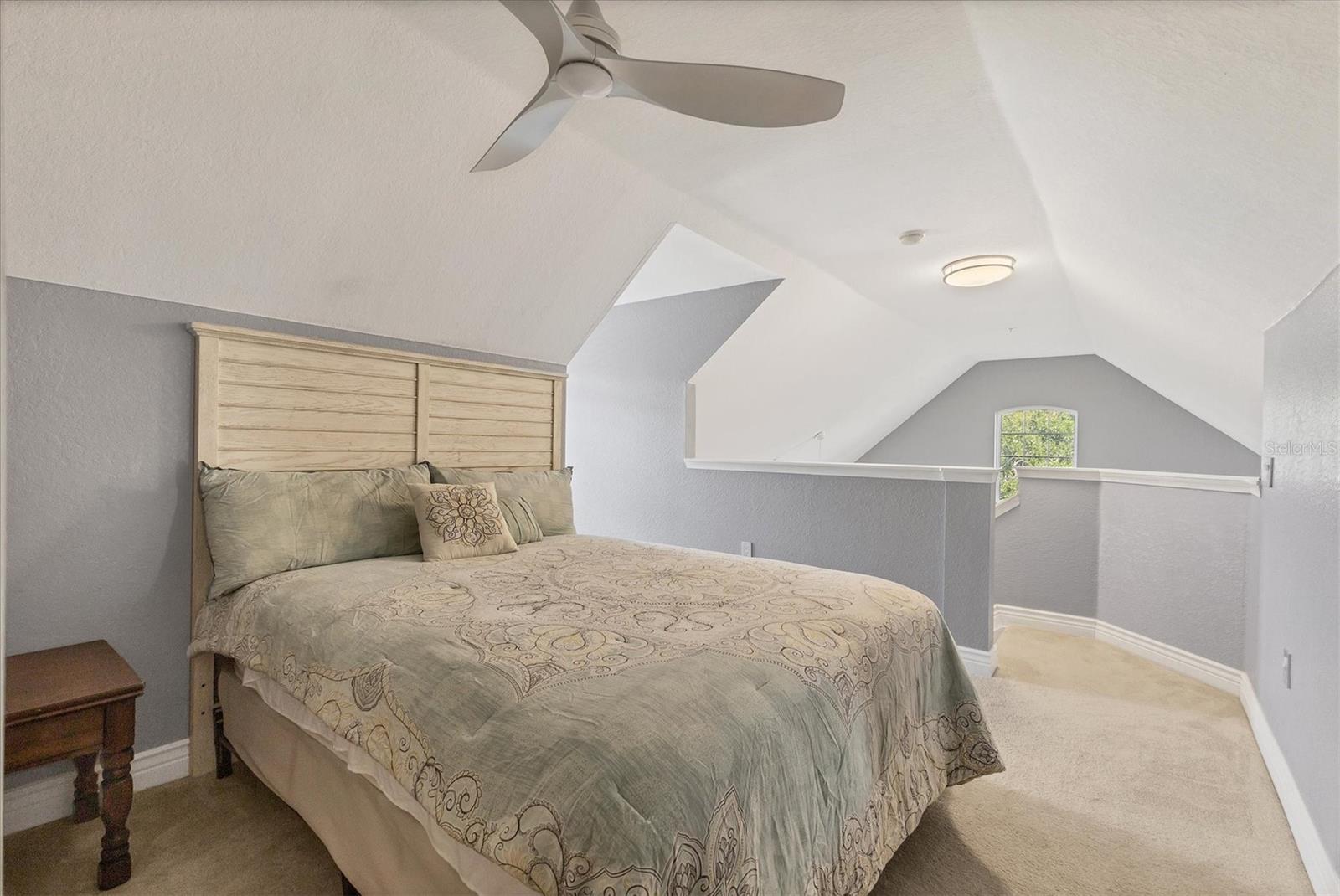 Image 26 of 47 For 5571 Rosehill Road 205