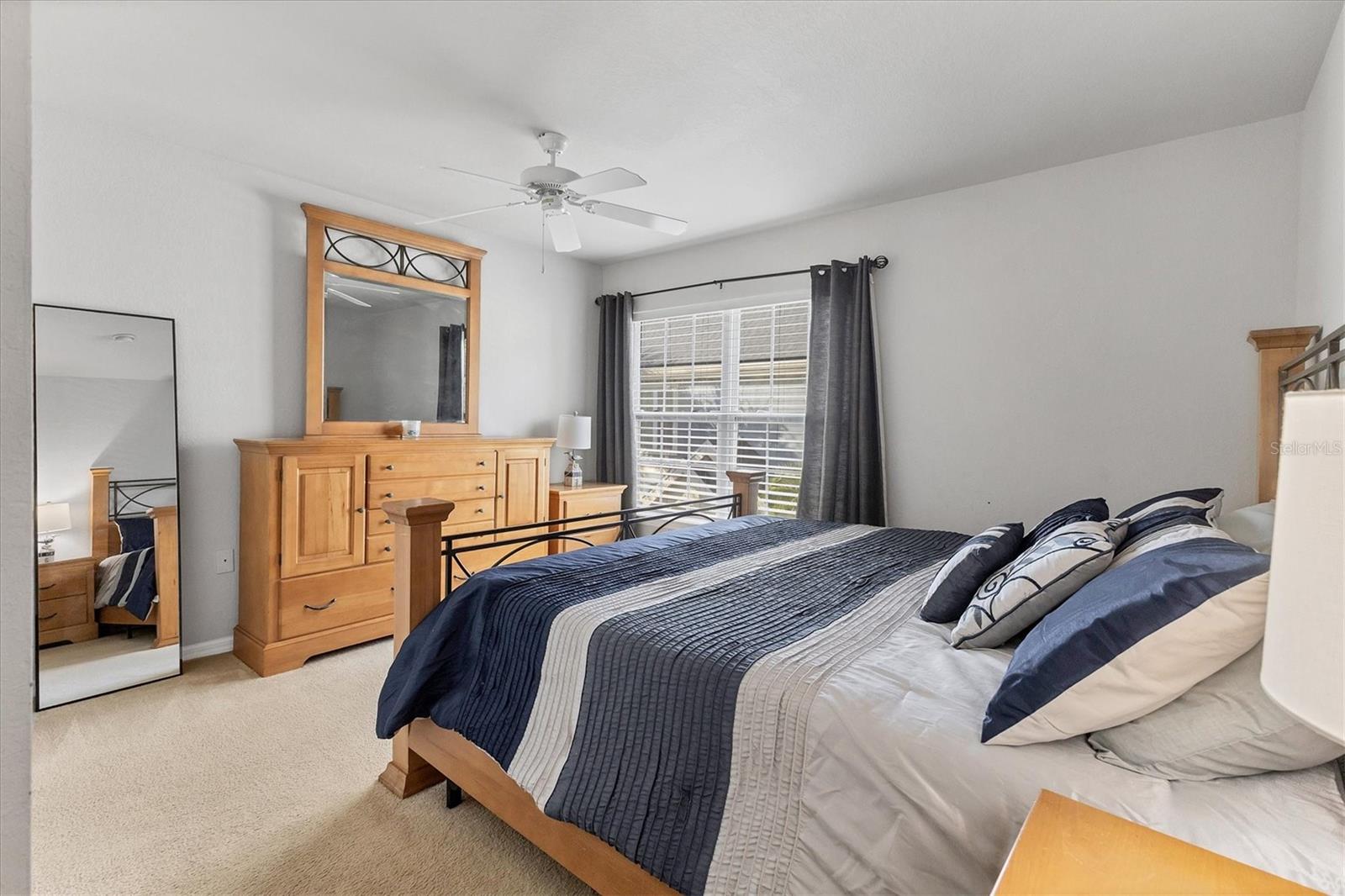 Image 4 of 47 For 5571 Rosehill Road 205